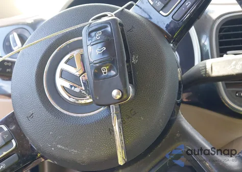 2014 Volkswagen Beetle 2.0T R-Line z USA, uszkodzony, nr VIN 3VWVT7AT9EM604985